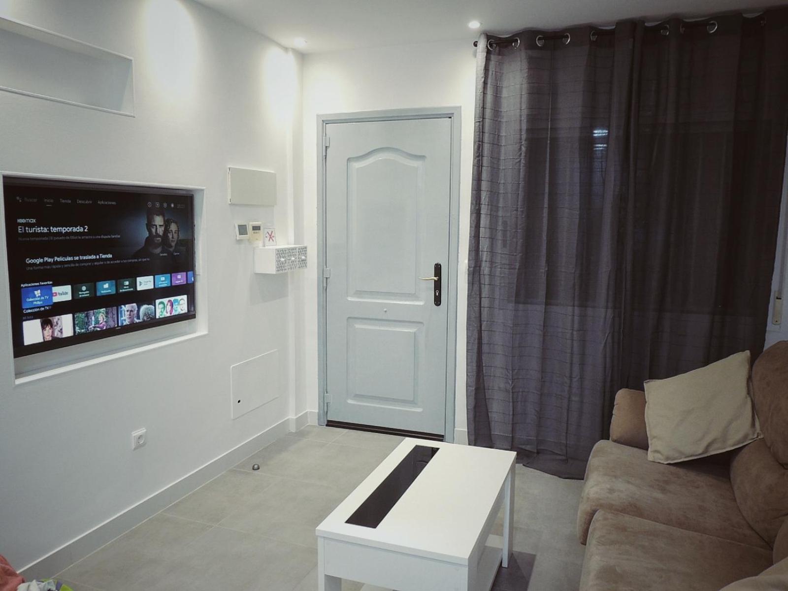Apartamento La Paz Apartment Тореляно Екстериор снимка