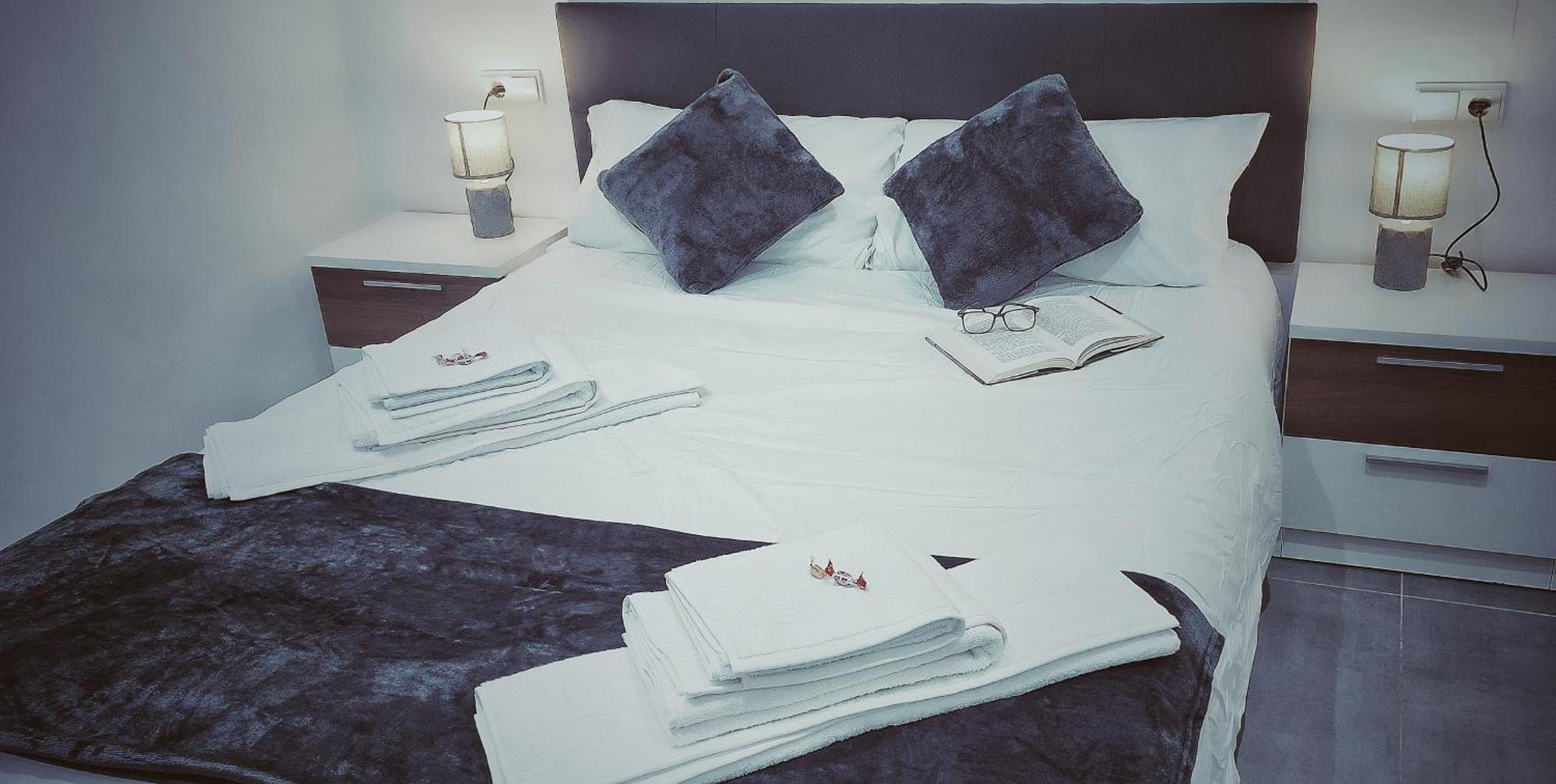 Apartamento La Paz Apartment Тореляно Екстериор снимка